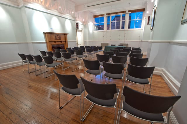 Farringdon Room at St Bride Foundation, modern chairs for corporate workshops.