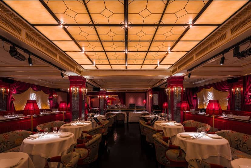 Elegant dining space at Salon De Chine, perfect for upscale events and intimate gatherings.