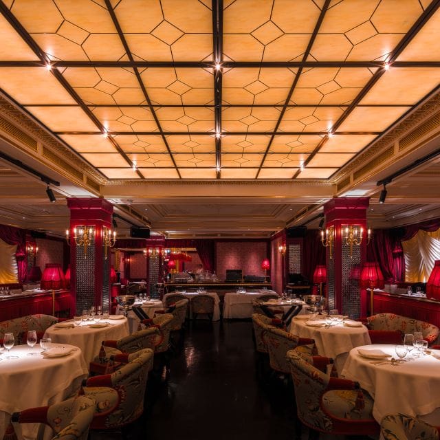 Elegant dining space at Salon De Chine, perfect for upscale events and private gatherings.