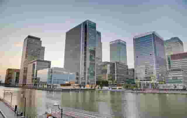 Docklands Sailing & Watersports Centre