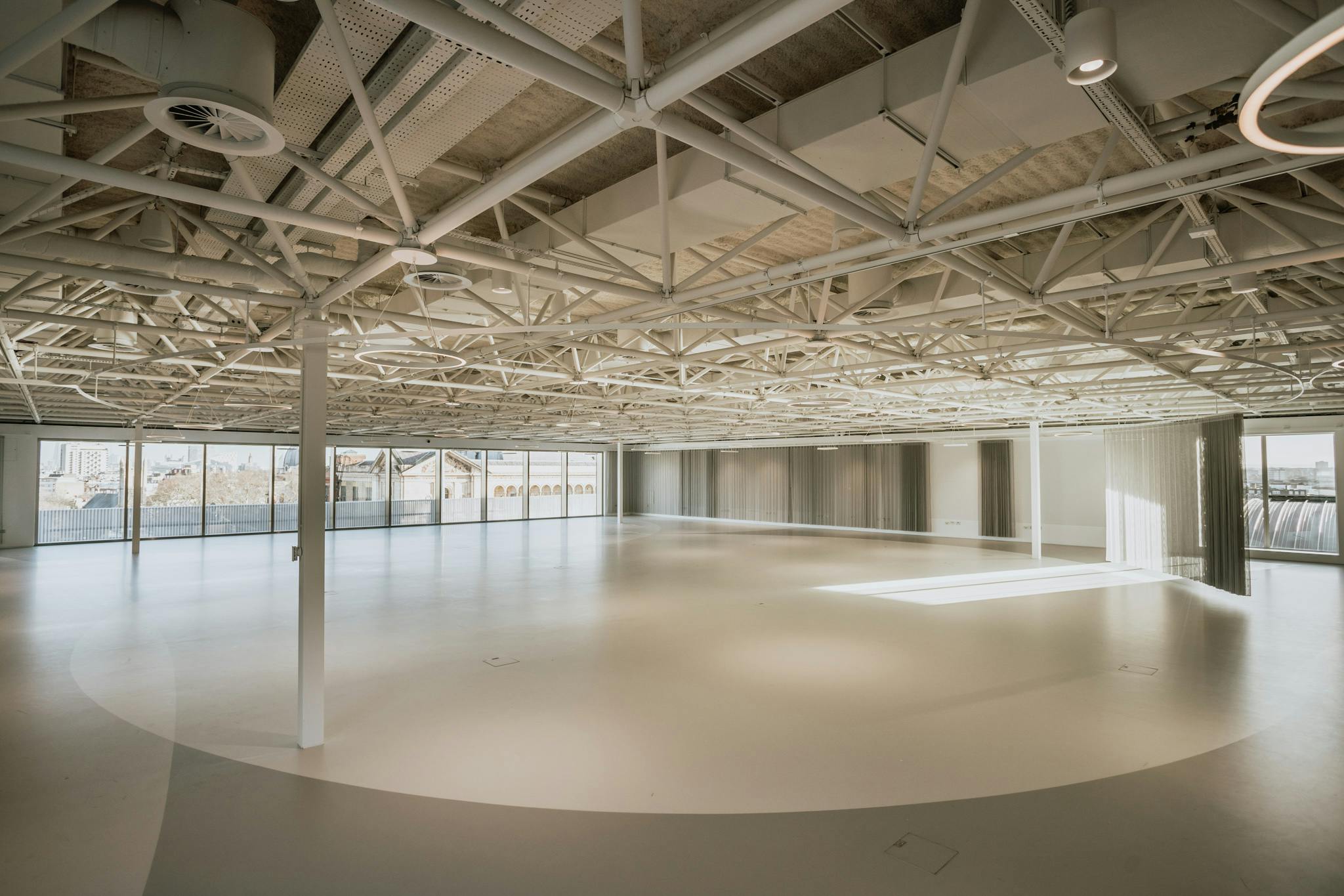 Illuminate event space at The Science Museum with high ceilings and natural light.