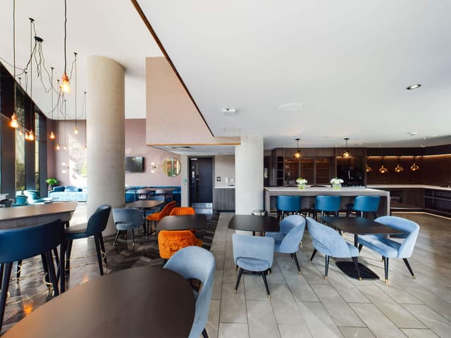 CitySuites I