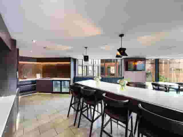 CitySuites I