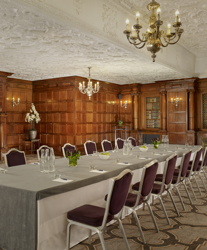 Elegant Oak Room at Sheraton Grand London for corporate meetings and events.