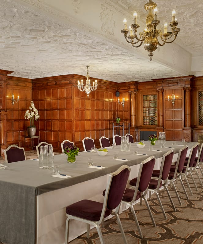 Elegant Oak Room at Sheraton Grand London for corporate meetings and events.
