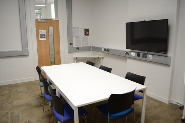 Small Meeting Rooms