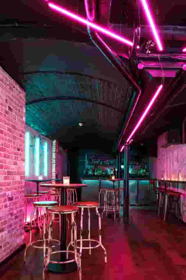 Simmons | Farringdon