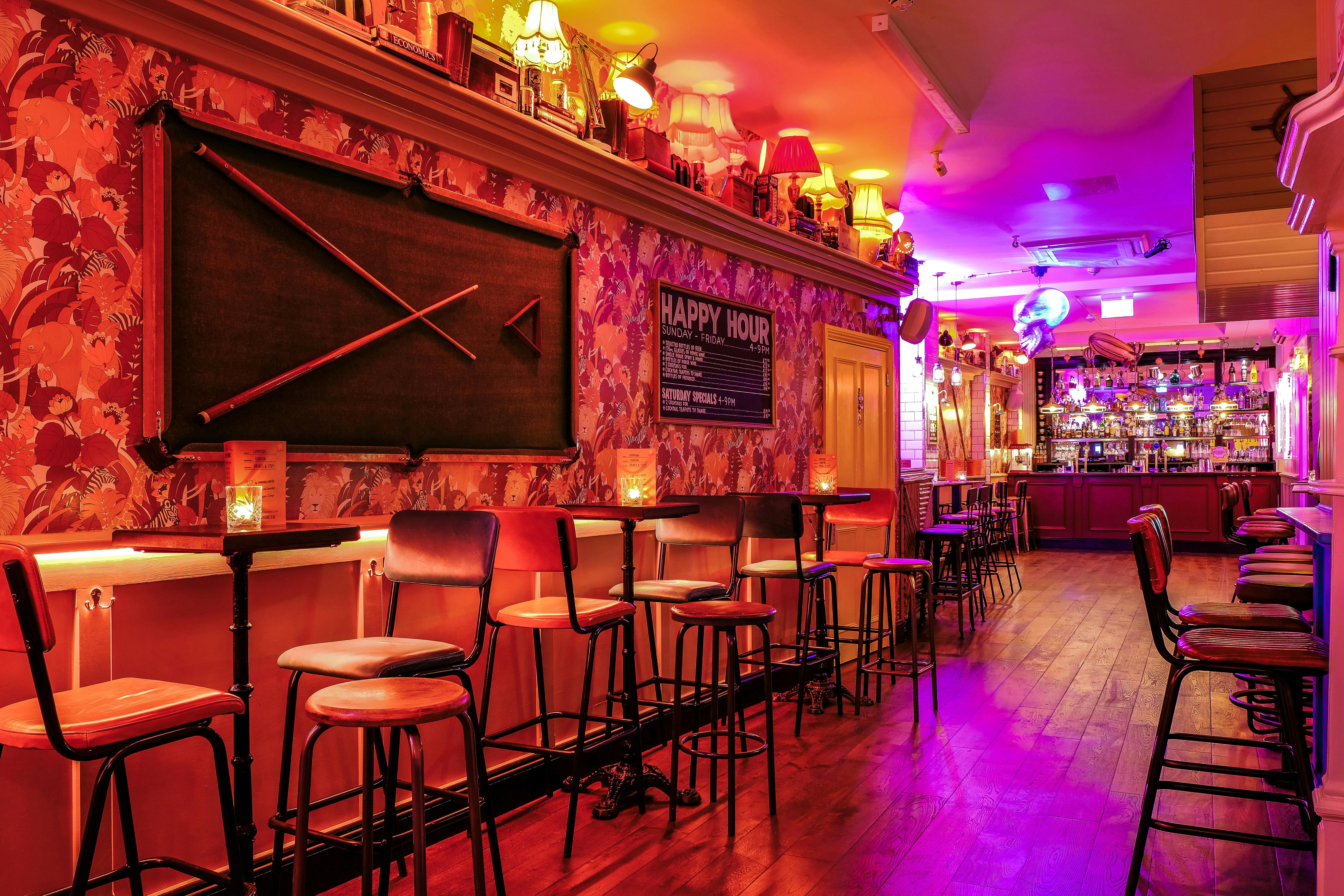 Vibrant venue hire in Farringdon, ideal for networking events and social gatherings.