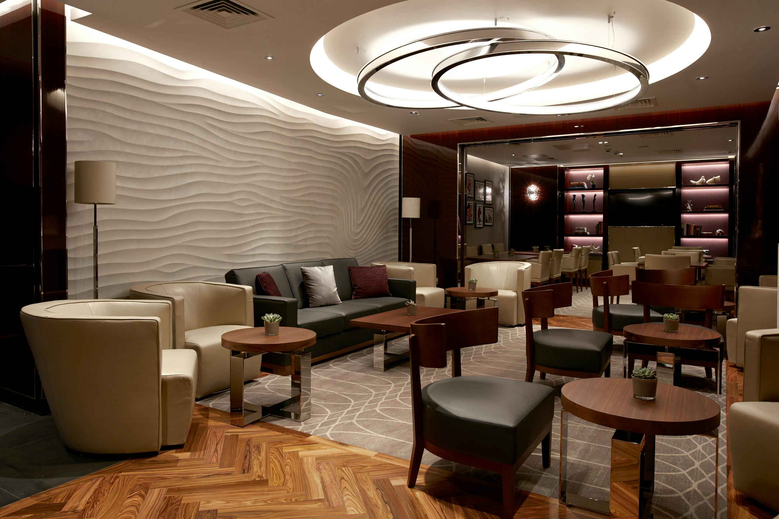 Sophisticated lounge at Crowne Plaza London, ideal for networking events and meetings.