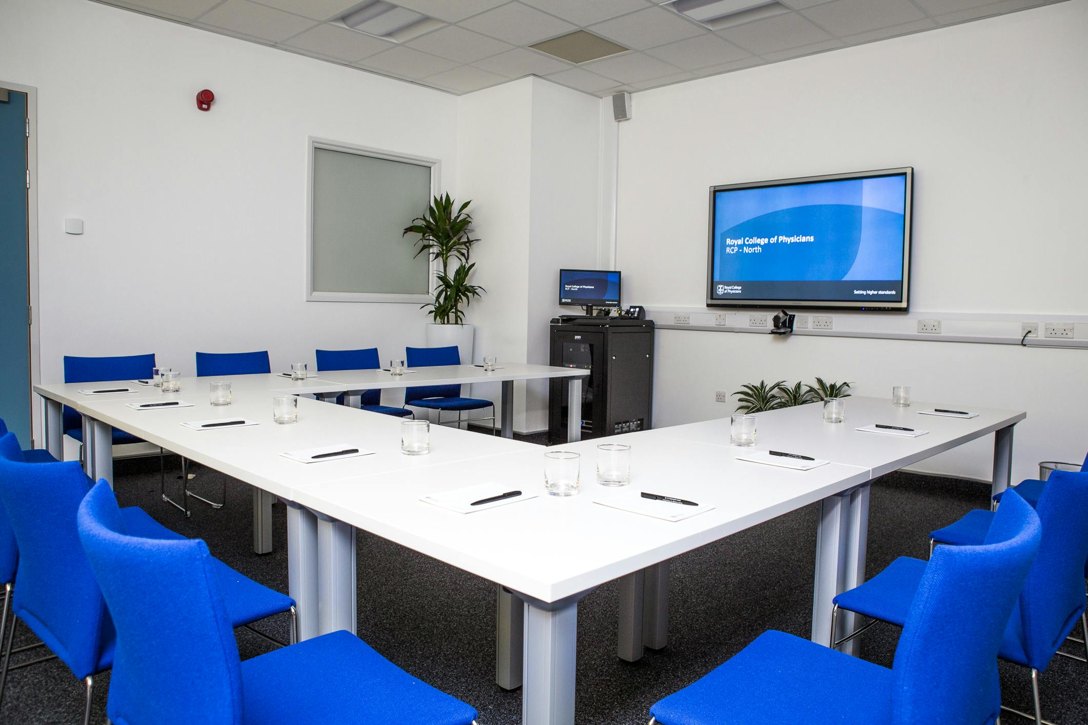 York Room in RCP North: U-shaped meeting space for workshops and strategic planning.