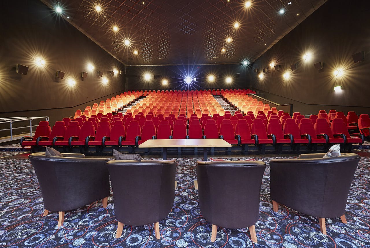 Medium screen theater at Cineworld Birmingham with tiered seating for presentations and screenings.