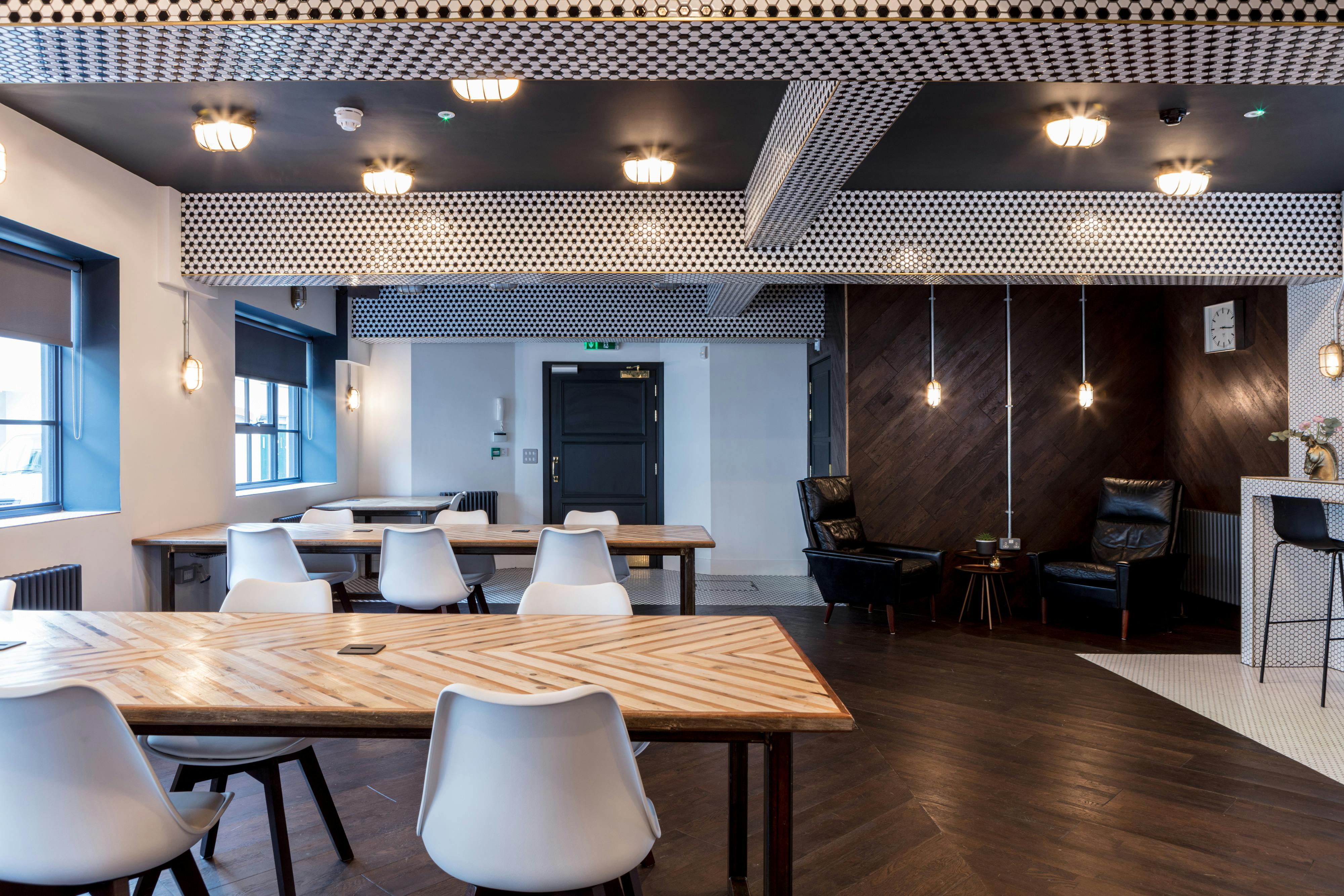 Modern meeting space at The Vine Club Brighton, ideal for workshops and networking events.