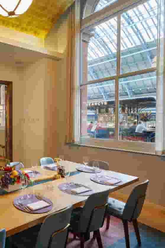 St Pancras Brasserie and Champagne Bar by Searcys