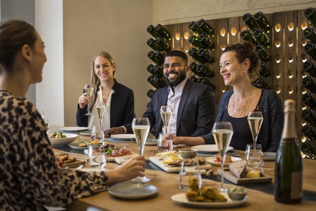 St Pancras Brasserie and Champagne Bar by Searcys