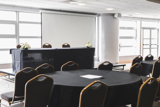 Kingston Suite