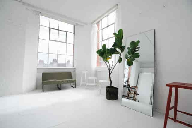 Tanzaro studio with high ceilings for creative workshops and pop-up events in Manchester.