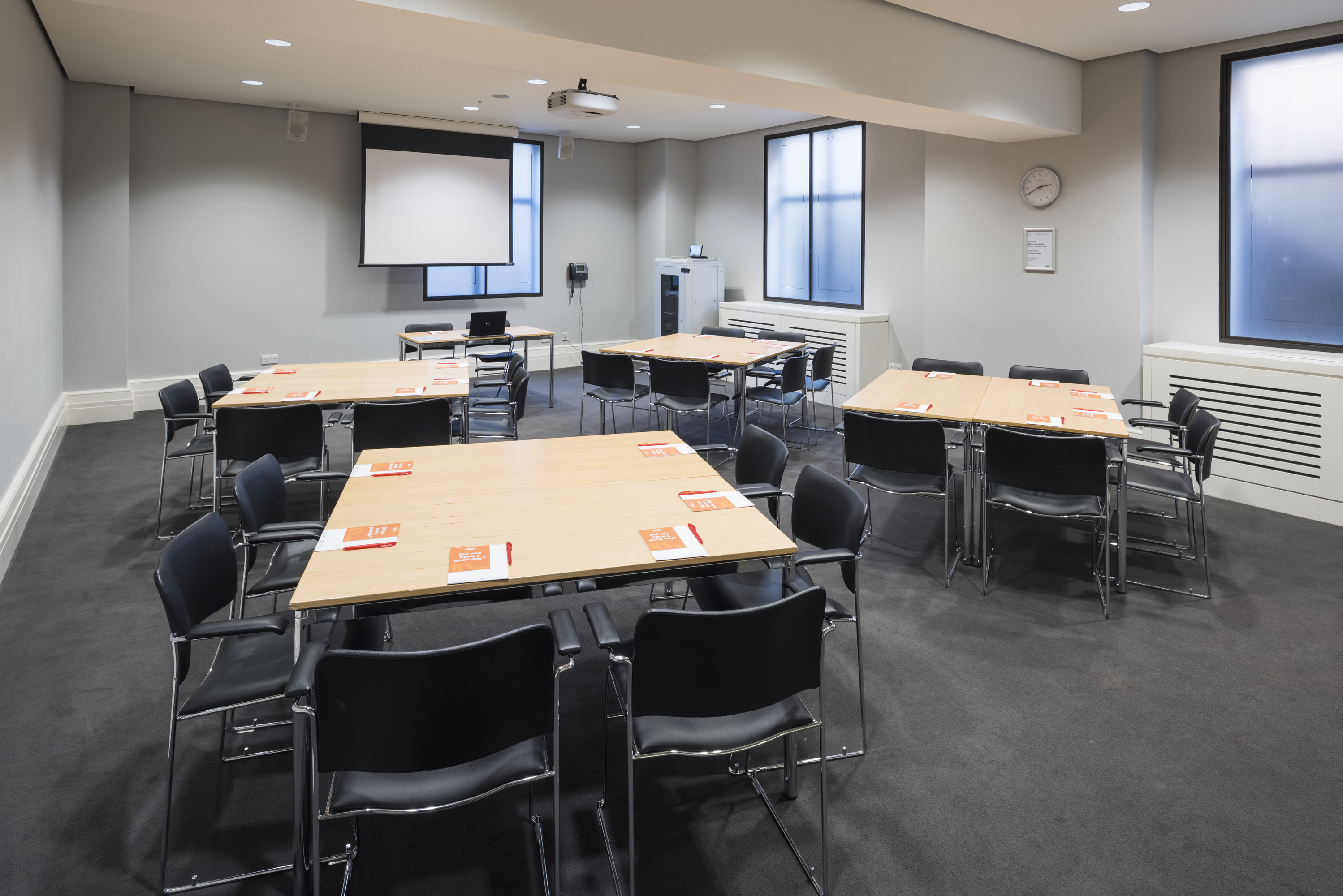 Versatile U-shaped meeting room at Wellcome Collection, perfect for workshops and team meetings.