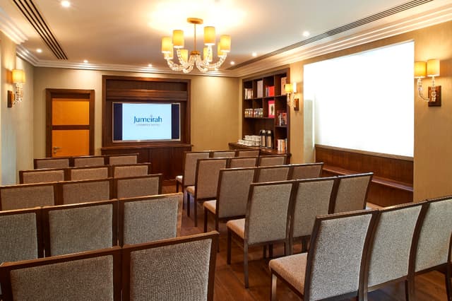 Jumeirah Lowndes Hotel