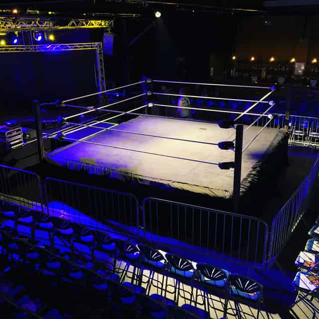MAIN ROOM 