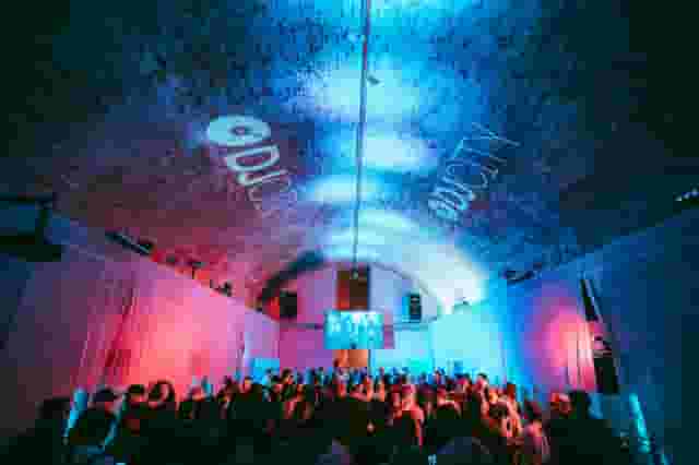 Aures London