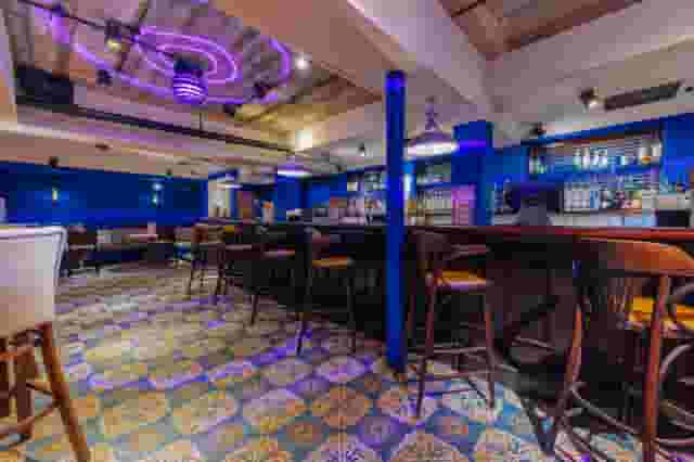 Lounge Bar