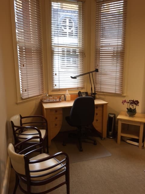 Consulting Room 6