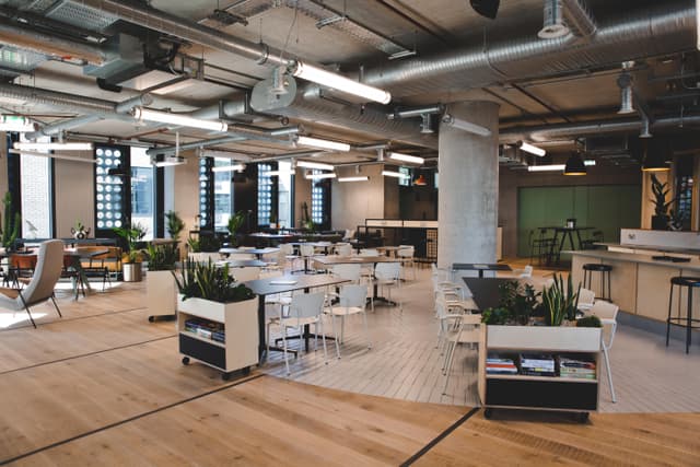 FORA - White Collar Factory