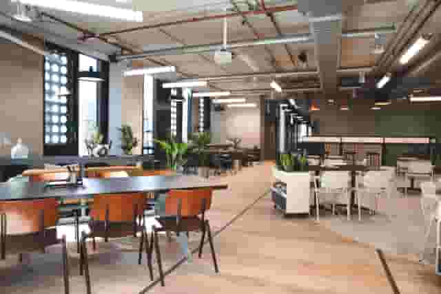 FORA - White Collar Factory