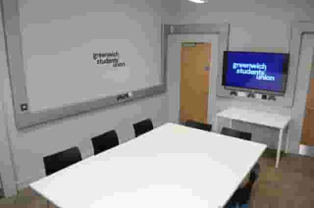 Medium Meeting Room