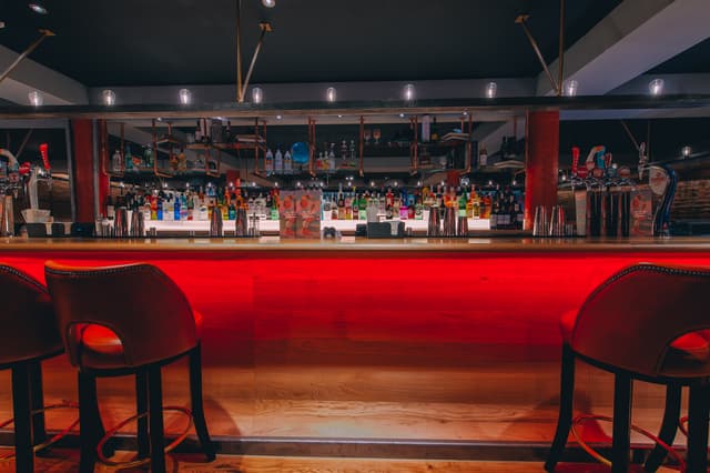 Skye Bar 