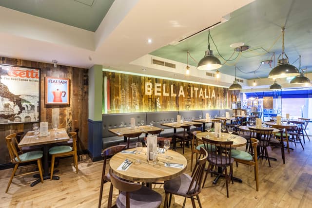 Bella Italia Queensway 108