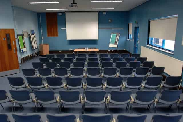 Room B 