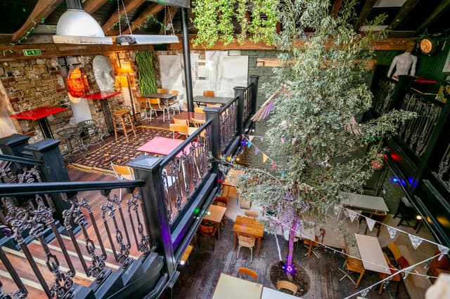 Private Mezzanine 