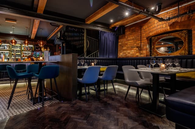 Velvet Hotel, Bar & Brasserie