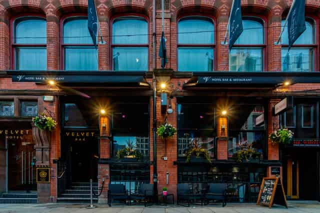 Velvet Hotel, Bar & Brasserie