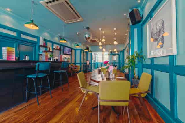 Lounge Bar
