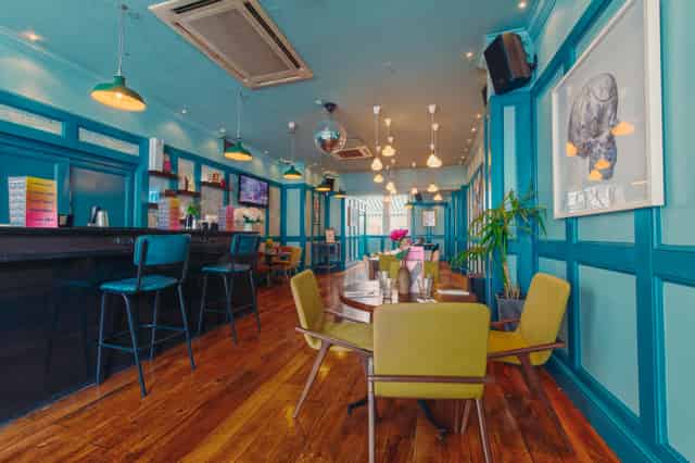 Lounge Bar