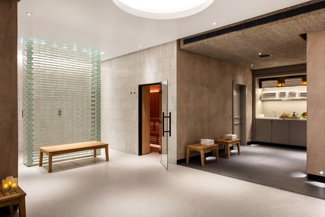 Radisson Blu Edwardian Heathrow