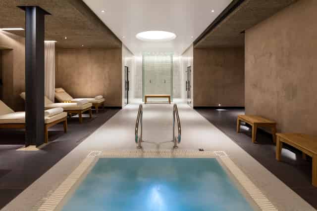 Radisson Blu Edwardian Heathrow
