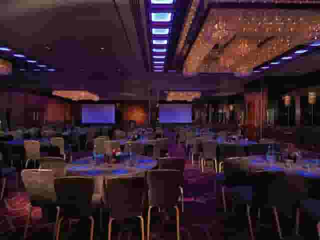 Radisson Blu Edwardian Heathrow