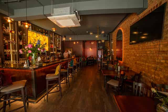 BAR 8