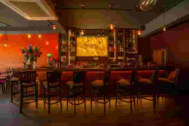 BAR 8