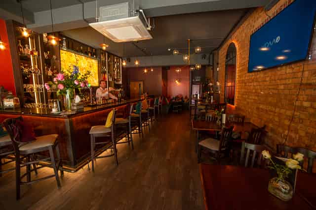 BAR 8