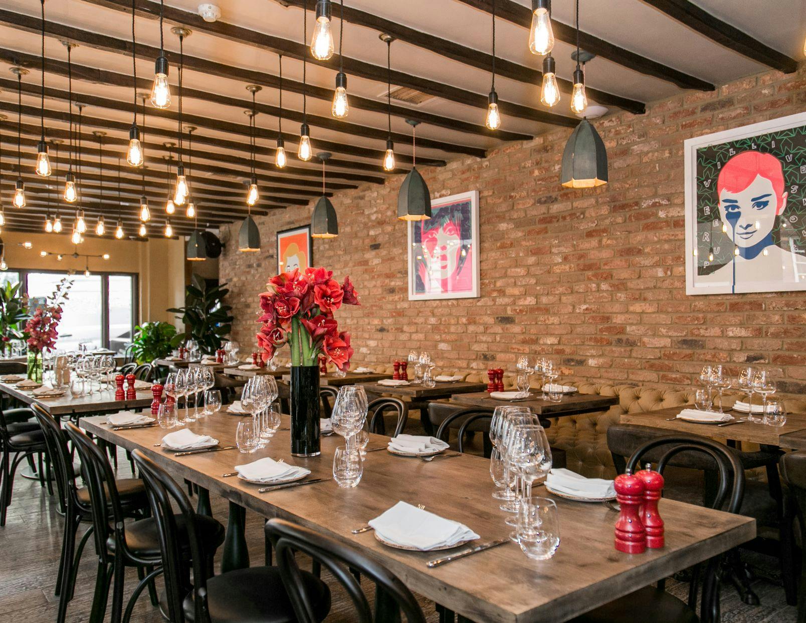 Wilfred's Lounge in Mayfair: cozy restaurant with elegant decor for events and gatherings.