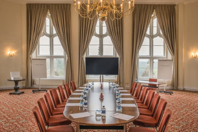De Vere Tortworth Court