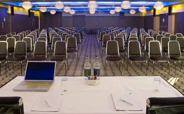 Crowne Plaza London Kingston