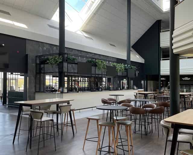 Berkshire Stand - Long Room