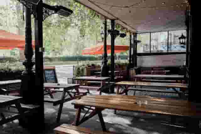 The Swan, Hyde Park