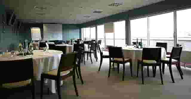Berkshire Stand - Fred Winter & Mandarin Suites