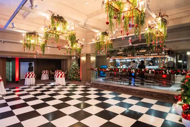 Six Clerks Restaurant and Bar 